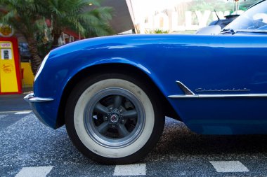 Chevrolet Corvette 'in yan görüntüsü. Kapat - Malang, 12 Eylül 2020
