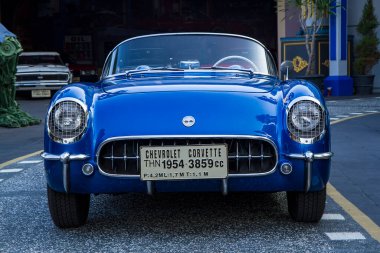 Mavi retro klasik Chevrolet Corvette - Malang, 12 Eylül 2020