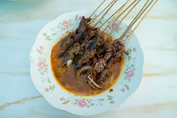 Sate Emprit Oder Burung Pipit Oder Sperling Traditionelles Essen Aus — Stockfoto