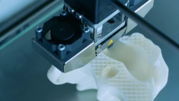 Impresora Moderna Figura Primer Plano Macro Impresora Tridimensional Automática Realiza — Vídeo de stock