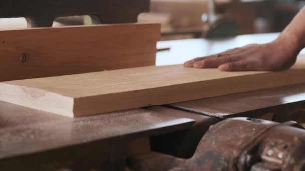 Carpintaria Mobiliário Fazendo Conceito Carpinteiro Oficina Lida Com Borda Das — Vídeo de Stock