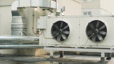 Çatıdaki Isıtma ve Havalandırma Birimleri