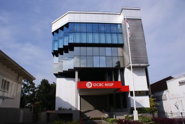 Bandung, Endonezya 30 Haziran 2020: Bank OCBC NISP Asia afrika sokak bandosu
