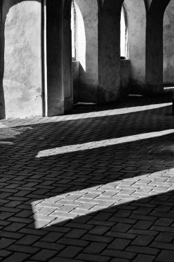 Nepomuk Kilisesi, Çek Cumhuriyeti, siyah ve beyaz Kutsal Hac Kilisesi 'nin ışığı ve gölgesi.