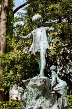 Egmont Park 'taki Peter Pan Heykeli (Parc d' Egmont) Brüksel