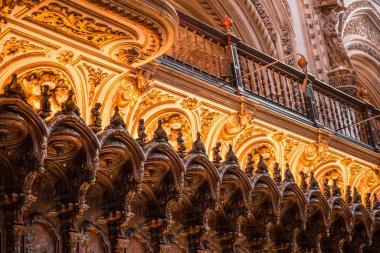 Cordoba, Endülüs 'ün Cami Katedrali (Mezquita Katedrali) Ahşap Koro Ahırları