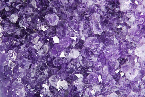 Mor Ametist geçmişi. Violet Kristal Taş makro minerali