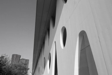 Hospital de Llobregat 'ın sembolik binası. Fuarları ya da kongreleri kutlamak için. Barselona Panayırı 2. Granvia Sur mahallesi. Barselona, Katalonya, İspanya. Haziran 2020.