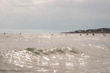 Vilanova i la Geltru plajı, Garraf bölgesinde, Barcelona, Katalonya, İspanya. Ağustos 2020.