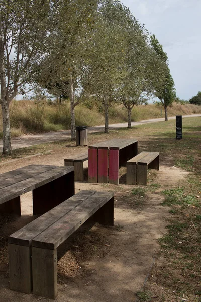 Obszar Piknikowy Równoległy Szlaku Rzeki Llobregat Miejscowości Sant Boi Llobregat — Zdjęcie stockowe