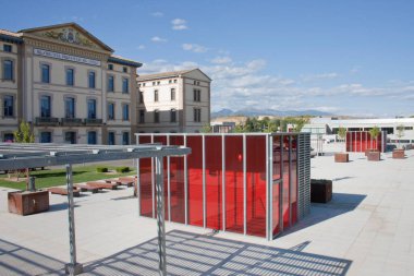Huesca Üniversitesi Parkı, Aragon özerk toplumuna ait. Hoya de Huesca bölgesinin başkenti. İspanya.