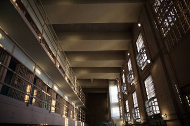 Alcatraz Adası 'ndaki hapishane hücreleri