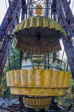 Pripyat, hayalet şehrin içinde bir çember çizdi.