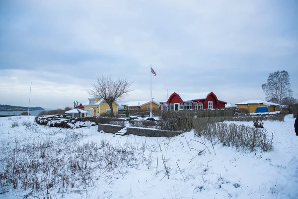 Traditionelle Ferienhäuser Auf Den Inseln Rund Oslo Norwegen Winter Mit — Stockfoto