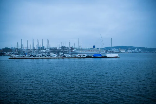 Oslo Norvège Côte Pendant Hiver Avec Grand Nombre Bateaux Amarrés — Photo