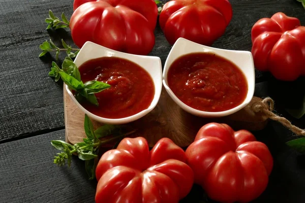 Tomatenketchup Tomatensaus Het Recept Voor Ketchup Zelfgemaakte Saus Ketchup — Stockfoto