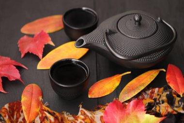 siyah çaydanlık yakın görünüm