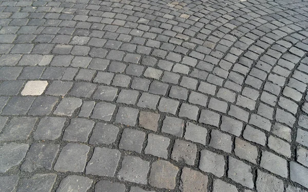 通りに立方晶の石畳 — ストック写真