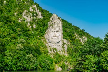 Decebal Head Sculted in Rock, oyma Dağlar, Esalnita, Tuna Gorges (Cazanele Dunarii)