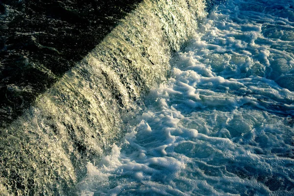 Pequeña Cascada Con Movimiento Agua — Foto de Stock