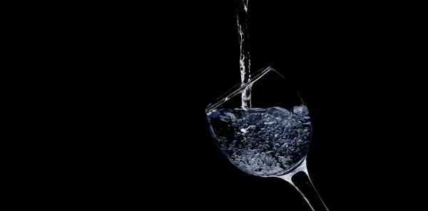 Pour Water Glass Black Background — Stock Photo, Image