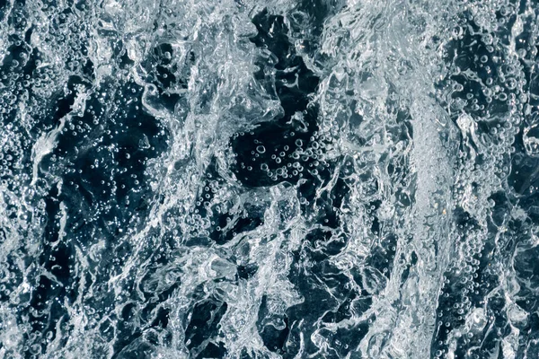 Голубая Бирюзовая Вода Неправильной Волновой Структурой — стоковое фото
