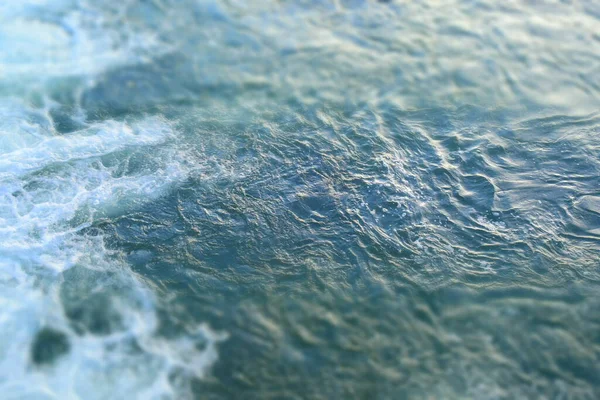 Água Azul Turquesa Com Estrutura Onda Irregular — Fotografia de Stock