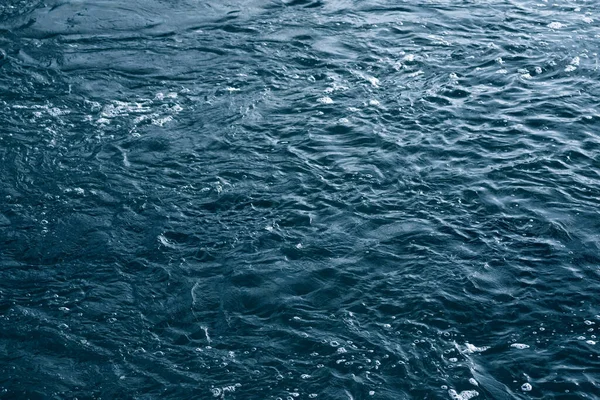 Modrá Tyrkysová Voda Nepravidelnou Vlnovou Strukturou — Stock fotografie