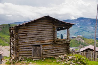 Adjara, Georgia 'daki eski köy evleri
