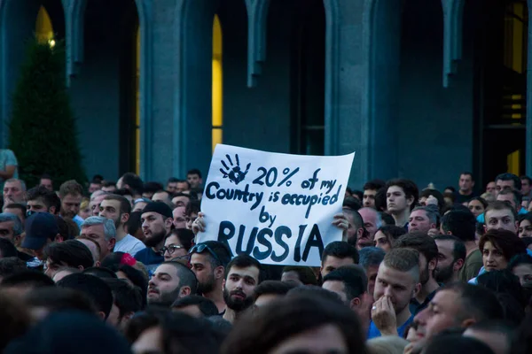 Gruzińskie Protesty Przed Parlamentem Gruzji Znane Również Jako Noc Gawriłowa — Zdjęcie stockowe