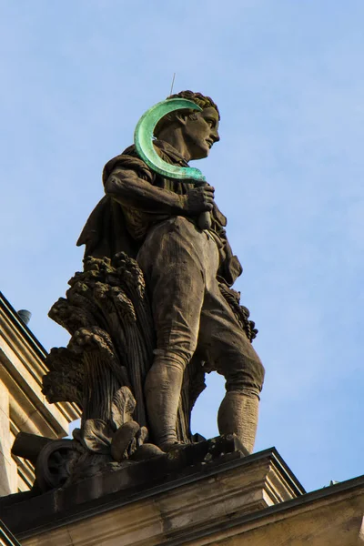 柏林的雕像 帝国雕像默默地见证了柏林动荡的历史 也是柏林最重要的历史建筑之一 — 图库照片