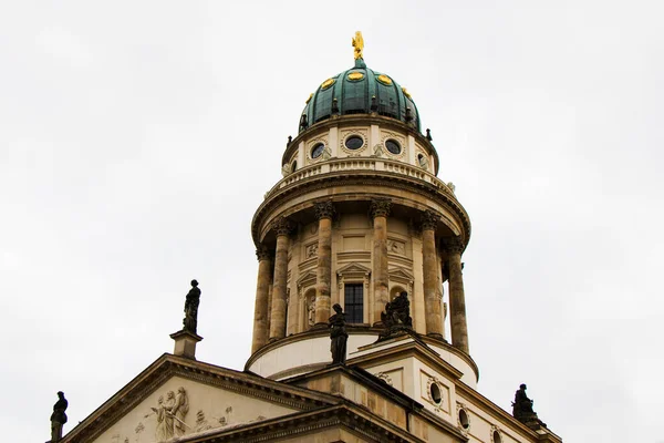 柏林大教堂 Berlin Cathedral 是福音派最高教区和大教堂的俗称 它位于密特镇的博物馆岛上 柏林博物馆岛上著名的地标和建筑 — 图库照片