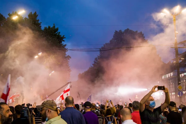 Gruzińskie Protesty Przed Parlamentem Gruzji Nocy Gawriłowa Lub Antyrządowych Protestach — Zdjęcie stockowe