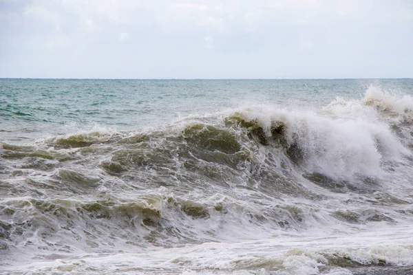 Tempo Tempestuoso Ondas Salpicos Batumi Geórgia Mar Negro Tempestuoso Fundo — Fotografia de Stock