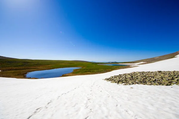 Lago Montaña Alpino Paisaje Vista Nieve Nubes Javakheti Georgia — Foto de Stock