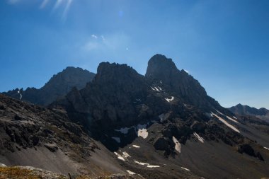Chaukhebi, Khazbegi 'deki Gürcistan dağları ve tepeleri