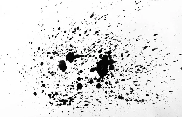 Arka plan siyaha boyanır. Mürekkep ve suluboya sanatından yaratıcı soyut sanat.