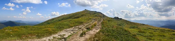 Beautiful Mountain Landscape Road Mount Pip Ivan Top Mountain Ruins — Stock Photo, Image