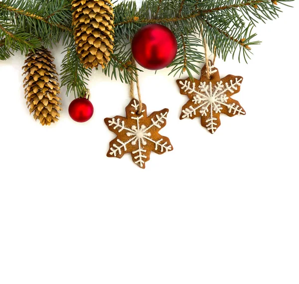 Árvore Natal Com Bolas Natal Penduradas Pão Gengibre Natal Cones — Fotografia de Stock