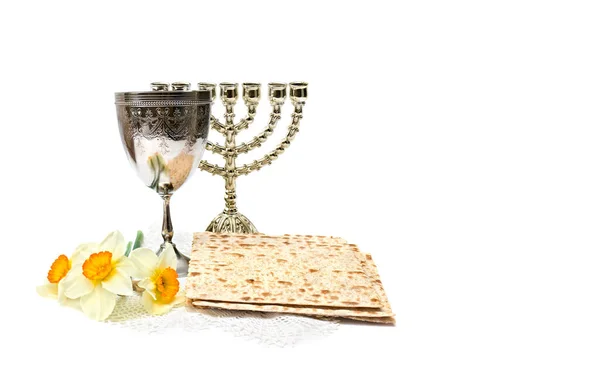 Matzo Wine Menorah Narcissus Passover Celebration White Background Space Text — Stock Photo, Image
