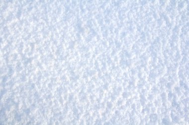 Kışın taze beyaz mavi kar. Karlı yüzey, arkaplan, doku 