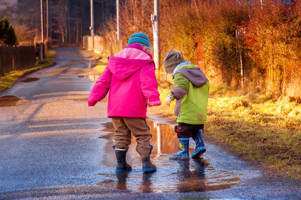 Happy Children Playing Puddle — Stock Photo, Image