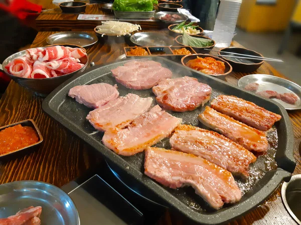 韩国牛肉 韩国烧烤 韩国传统烹饪 — 图库照片