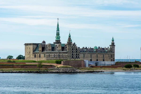 Hrad Kronborg v dánském Elsinore od Williama Shakespeara hraje Hamleta. Jeden z nejvýznamnějších renesančních hradů v severní Evropě. Je na seznamu světového kulturního dědictví UNESCO — Stock fotografie