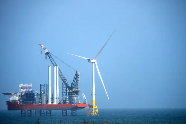 Installatie Windturbines Kust Van Aberdeen Schotland Verenigd Koninkrijk — Stockfoto