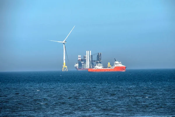 Installatie Windturbines Kust Van Aberdeen Schotland Verenigd Koninkrijk — Stockfoto