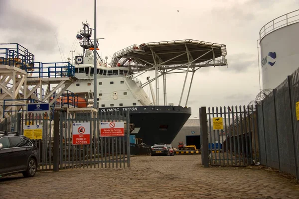 Grande Embarcação Porto Aberdeen Escócia Reino Unido — Fotografia de Stock