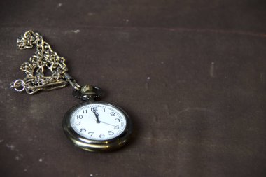 Kaliteli saat. Retro biçimi. 