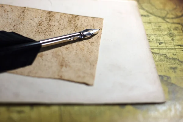 Leeg Vel Papier Pen Oude Letterachtergrond — Stockfoto