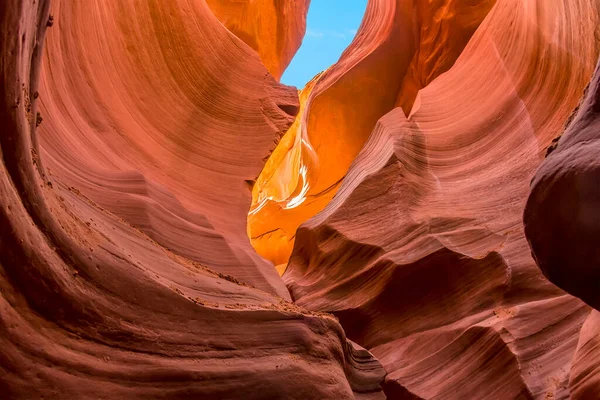 Sunlight illuminates the wall of the canyon in lower Antelope Canyon, Page, Arizona